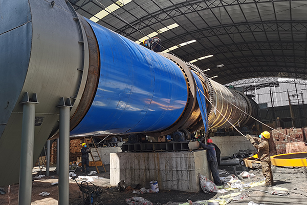 寧夏煤泥烘干機生產(chǎn)線施工實拍現(xiàn)場 寧夏煤泥烘干機生產(chǎn)線施工實拍現(xiàn)場